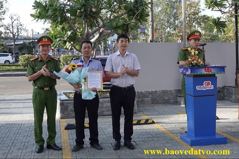 khen thuong nhan bao ve dung cam tai phan thiet  ?? binh thuan