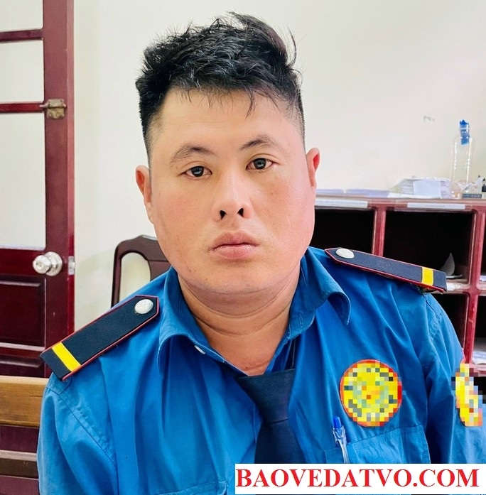 yeu rau xanh gia dang nhan vien bao ve lam tro doi bai